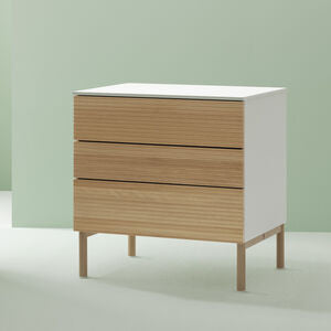 Stokke® Sleepi™ Dresser & Changer (White)