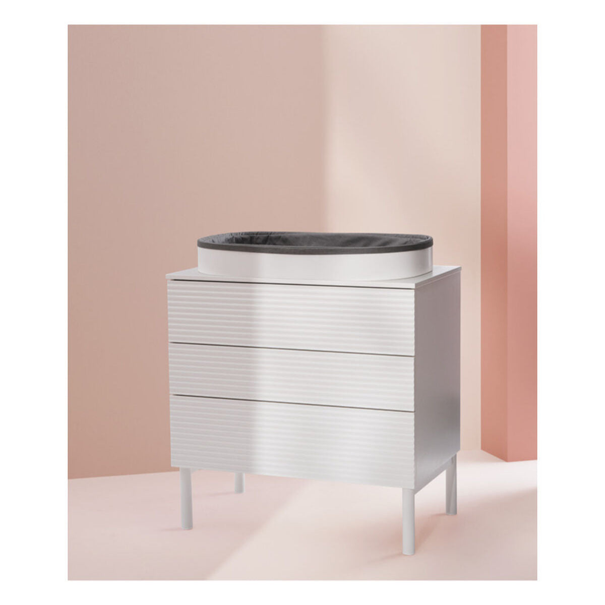 Stokke® Sleepi™ Dresser & Changer (White)